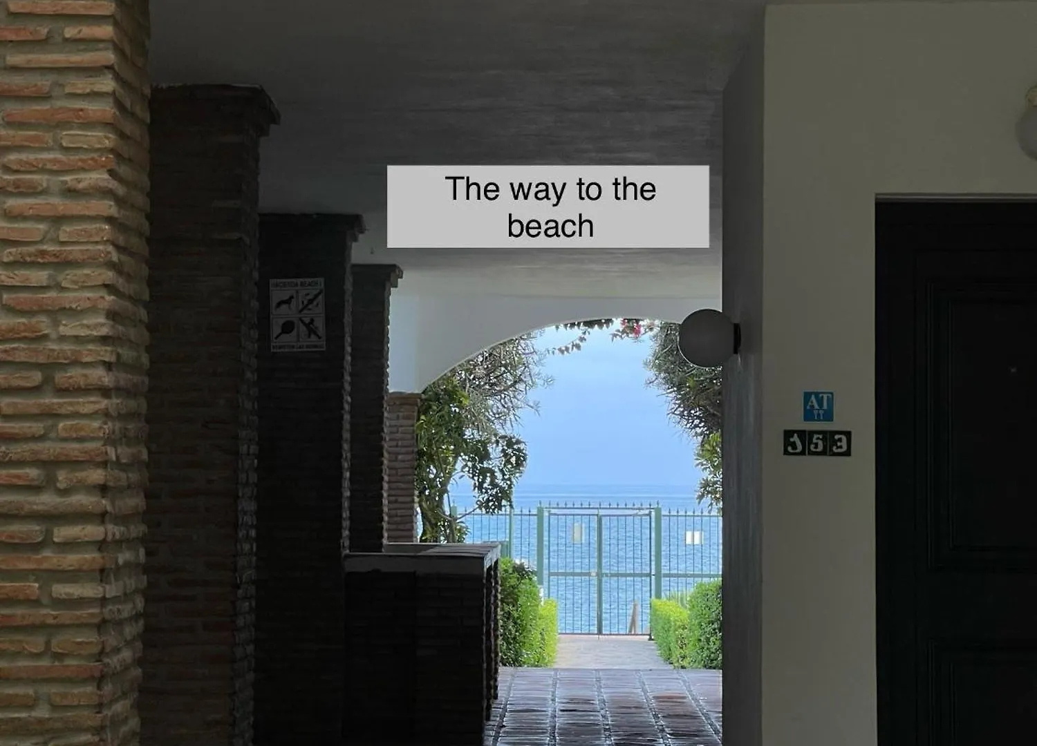Beachfront Escape Resort Estepona 0*,